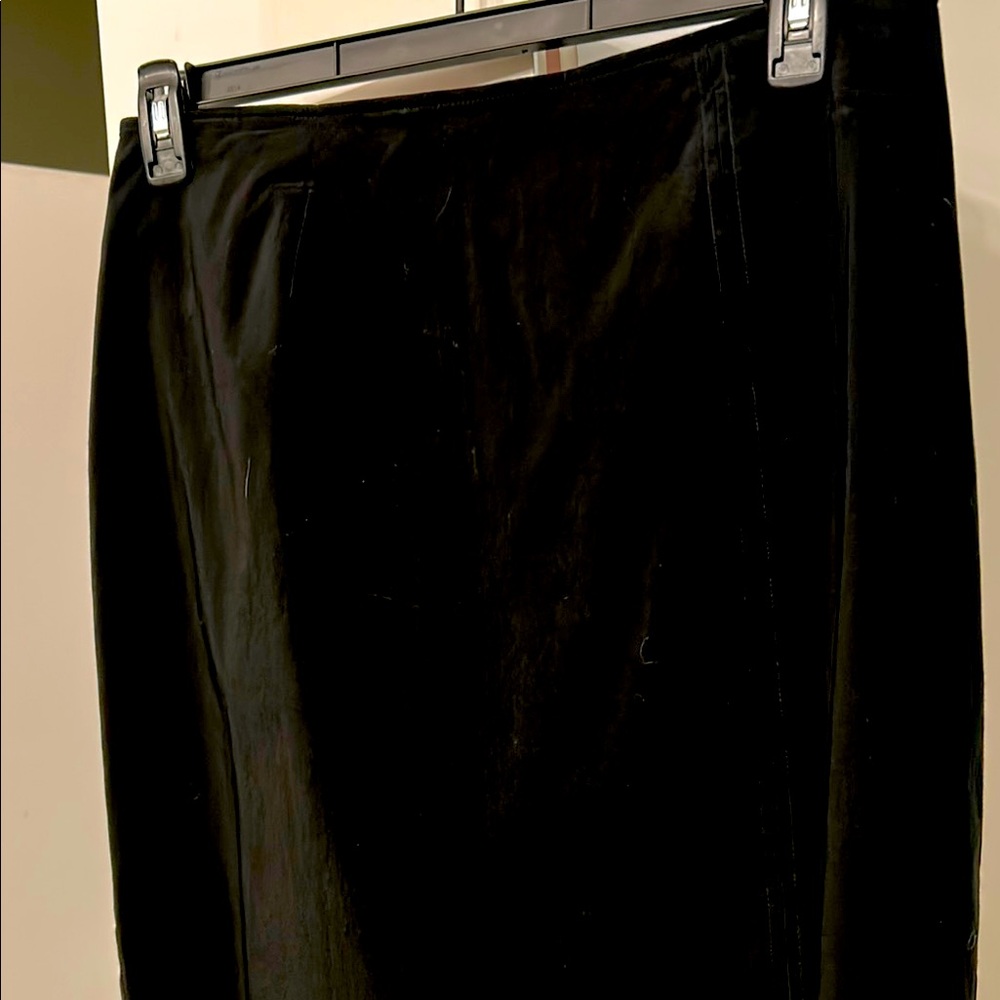 Venezia Black Midi Pencil Skirt for Work